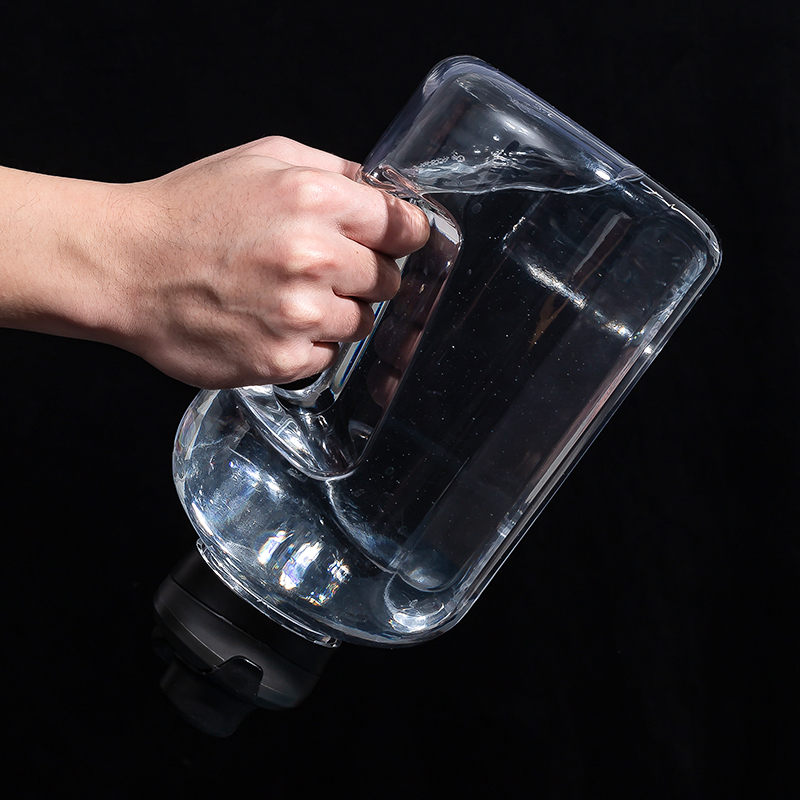 Botella de agua ligera de gran capacidad DF2021151-2,2L/3,78L
