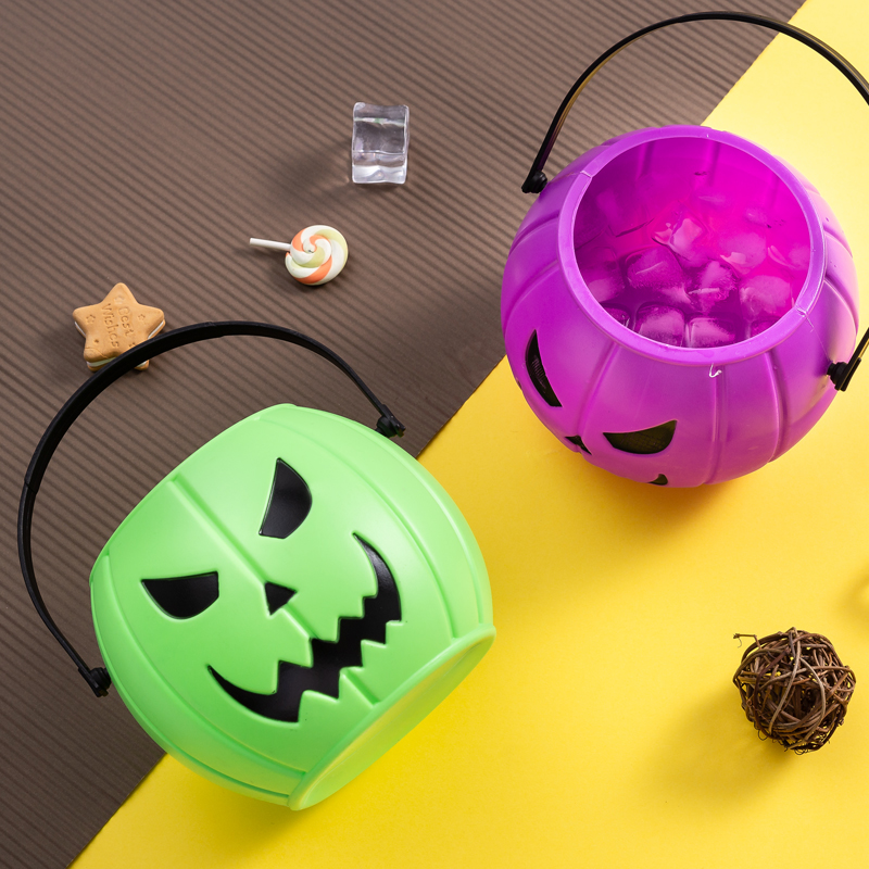 Cubos de dulces con temática de Halloween