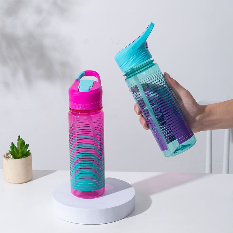 Botella de agua de plástico con tapa de botón DF3937 550 ml/DF3936 750 ml